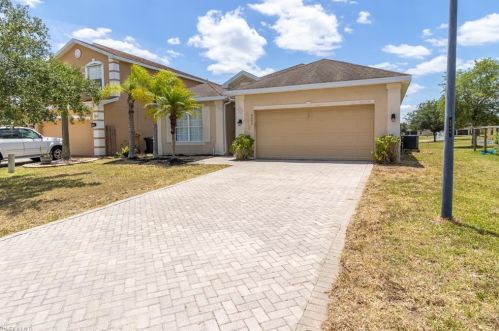 8053 Silver Birch Way, Lehigh Acres, FL 33971-3770