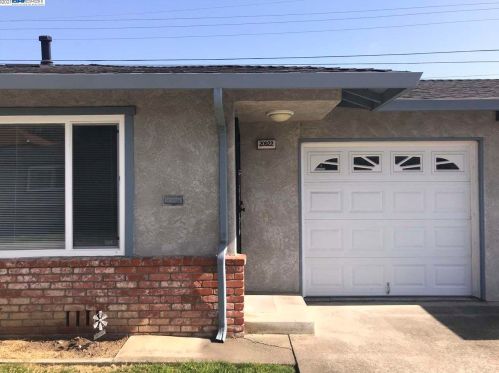 20922 Royal Ave, Hayward CA  94541-4739 exterior