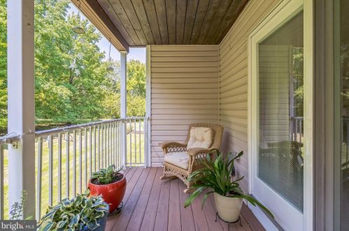 7301 Normandy Dr, Mount Laurel, NJ 08054-5981
