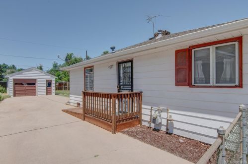 1135 Ammons St, Denver CO 80232-5307 exterior