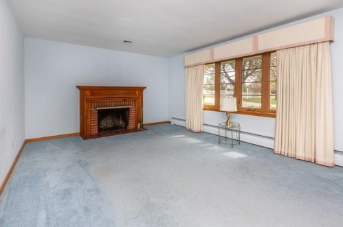 406 Davis Ave, Somerset, PA 15501-1714