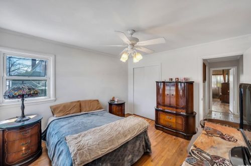 738 Salisbury Park Dr, Westbury NY  11590-5820 exterior