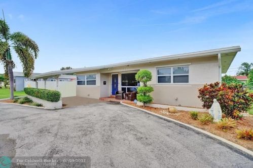 7011 14th St, Hollywood, FL 33023-2015