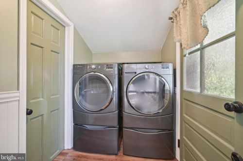 120 Slack Ave, Lawrence Township NJ  08648-4304 exterior