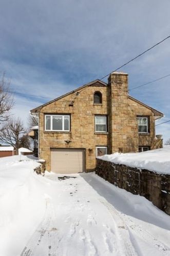 202 Catherine St, Somerset, PA 15501-1407