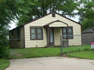 549 Kessler St, Wichita KS  67213-2228 exterior
