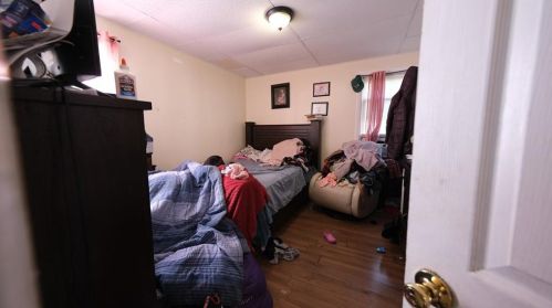 912 Atwells Ave, Providence RI 02903-1444 exterior