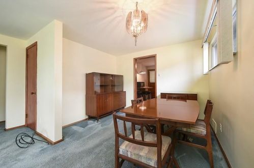 3959 Boulevard Dr, Pittsburgh PA  15217-2619 exterior