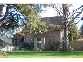 722 Morgan Ln, Mcminnville, OR 97128-8912