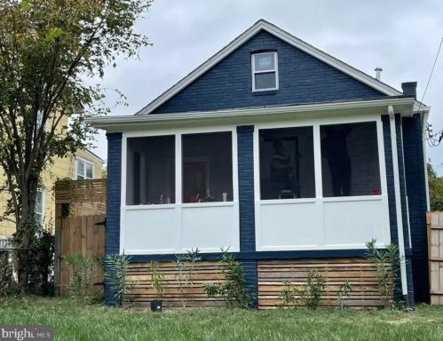 2920 Vista St, Washington, DC 20018-2636