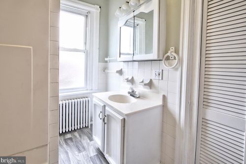 522 2nd Ave, Parkesburg PA  19365-1404 exterior