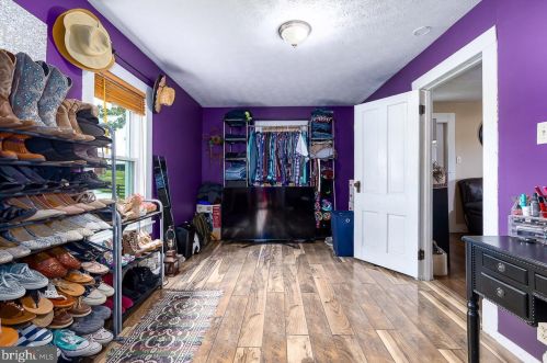 1654 Readus Rd, Edinburg VA  22824-2935 exterior