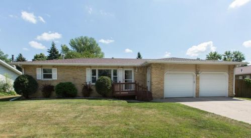 605 4th St, Dilworth, MN 56529-1130
