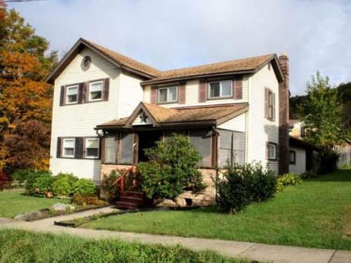 1 3rd St, Tidioute, PA 16351-1114