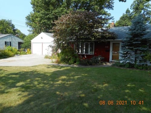 8383 Cheviot Rd, Cincinnati OH  45247-3803 exterior