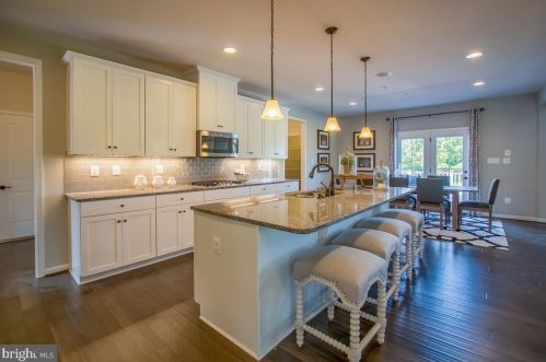 35 Winifred Dr, Hanover PA  17331 exterior