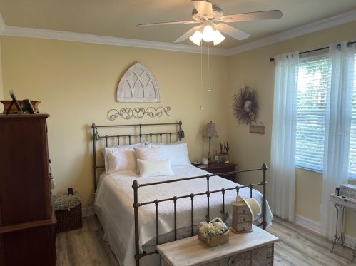 15831 Aurora Lake Cir, Wimauma FL  33598-4031 exterior