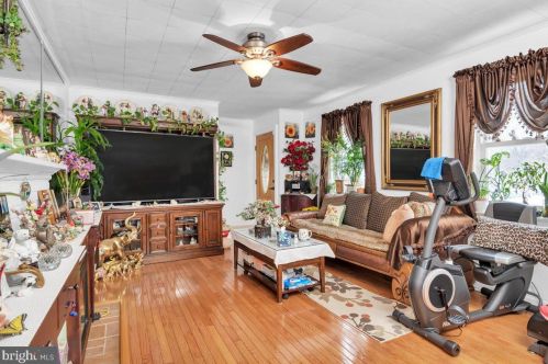 147 Todd Ave, Gloucester, NJ 08031-2133