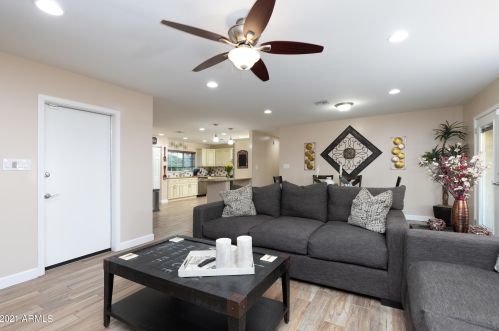 7425 Holly St, Scottsdale AZ 85257-2914 exterior