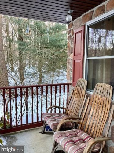 209 Whitmer Rd, Lees Cross Roads, PA 17257-9694