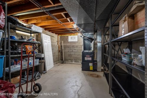 57 Thompson Bridge Rd, Jackson Twp NJ  08527-4623 exterior