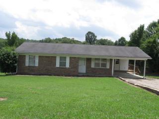1943 Lawton Rd, Lawton, TN 38375-6221