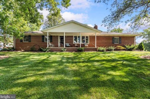 9867 Grindstone Hill Rd, Upton, PA 17225-9538