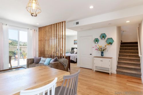 6962 Feldspar Pl, Carlsbad CA  92009-5212 exterior