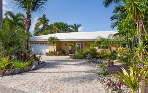 939 Eve St, Delray Beach, FL 33483-4968