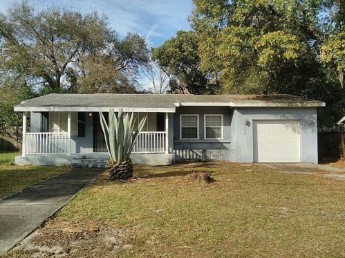 132 Angeles Rd, De Bary, FL 32713-3449
