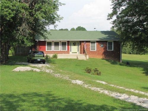 13305 Buffalo Trace Rd, Palmyra, IN 47164-8975