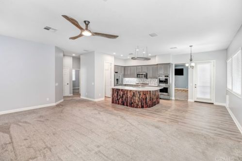 21046 Cashew St, Wildomar CA  92595-7544 exterior