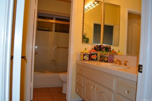 33 San Raphael, Dana Point CA  92629-4042 exterior