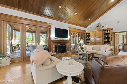 1360 State Park Rd, Sunny Hills FL  32428-6067 exterior