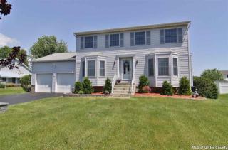 38 Josephs Dr, West Saugerties, NY 12477-4770