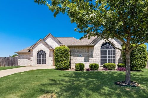 942 Lost Pine Dr, Midlothian, TX 76065-7942