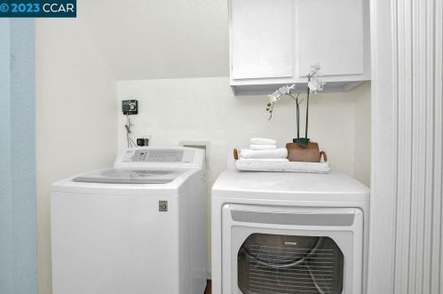 2563 Holly View Ct, Pacheco CA  94553-3457 exterior