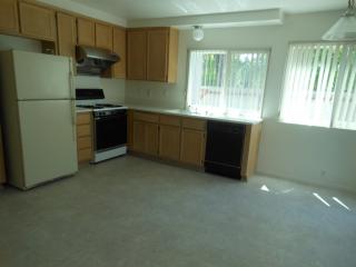 10821 Caravelle Pl, San Diego CA  92124-2004 exterior