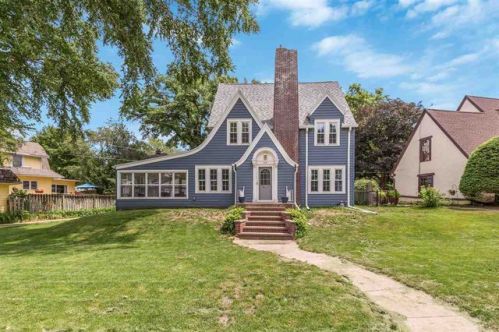 315 Columbia Cir, Waterloo IA  50701-3031 exterior