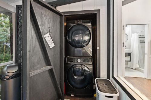 10837 Lompico Rd, Lompico CA  95018-8923 exterior