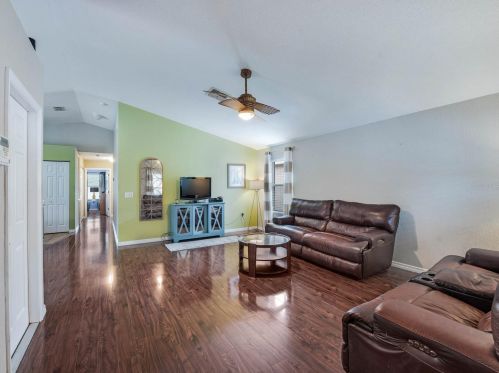 12301 48th Loop, Oxford FL  34484-9604 exterior