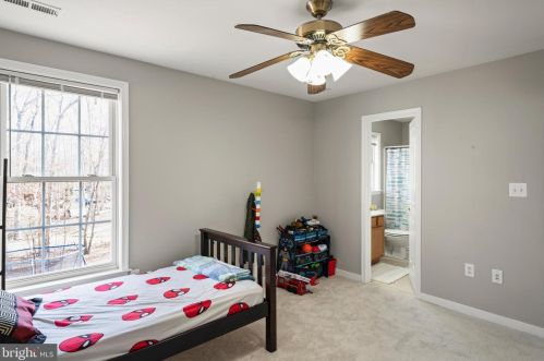 207 Saylers Creek Rd, Locust Grove VA  22508-5119 exterior