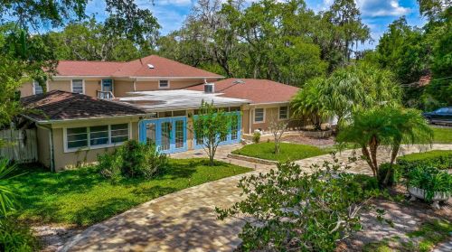 5951 Rio Dr, New Port Richey, FL 34652-2922