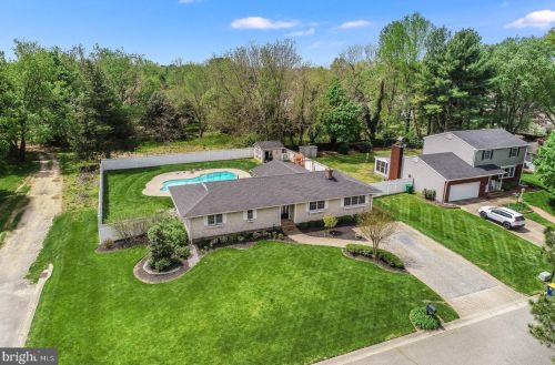 51 Mikell Dr, Dover, DE 19901-5787