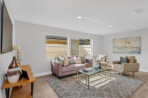 304 Hawthorn Cir, Casselberry FL  32708-3431 exterior