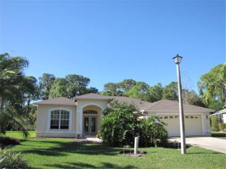 7472 Ridge Rd, Sarasota, FL 34238-4402