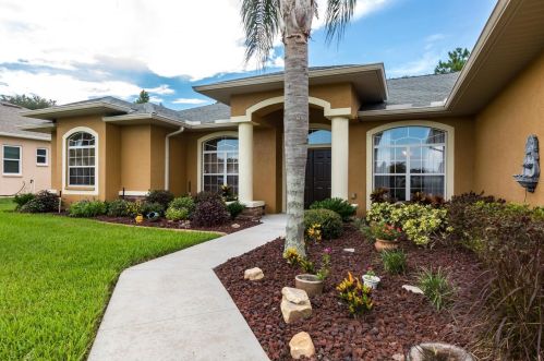 2829 Blackwater Creek Dr, Lakeland, FL 33810-2663