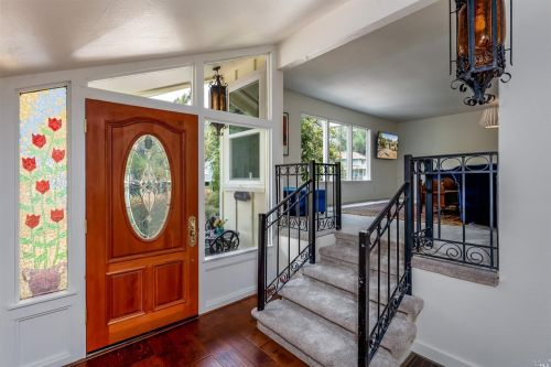 599 Redwood Ave, Ukiah, CA 95482-5643