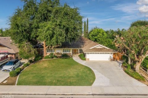 7301 Etter St, Bakersfield, CA 93308-5305