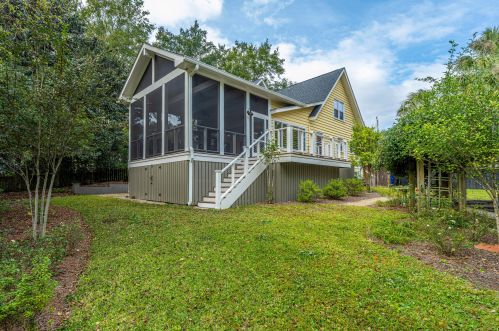 906 Ebbtide Way, Mount Pleasant SC  29464-2641 exterior